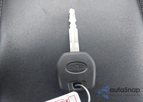 2019 Subaru Outback 2.5I Premium из США, поврежденный, VIN 4S4BSAFC3K3386680